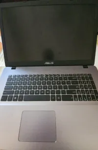 ASUS vivonook17 x705ma