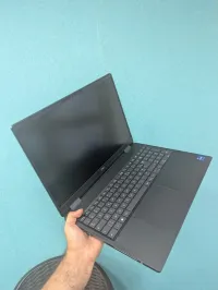 Workstation i7 13850HX RTX 2000ada 32Go DDR5 Ram dell precision 7680