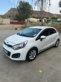 سيارات-kia-rio-2013-حامة-بوزيان-قسنطينة-الجزائر