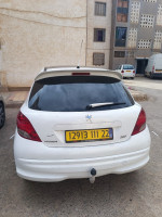 voitures-peugeot-207-2011-allure-sidi-bel-abbes-algerie