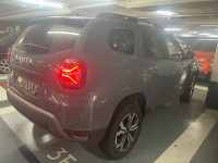 voitures-dacia-duster-2024-journee-baba-hassen-alger-algerie