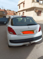 سيارة-صغيرة-peugeot-207-plus-2012-عين-بنيان-الجزائر