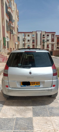 voitures-renault-scenic-2009-khenchela-algerie