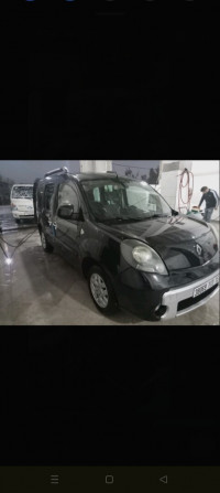 voitures-renault-kangoo-2013-draa-el-mizan-tizi-ouzou-algerie