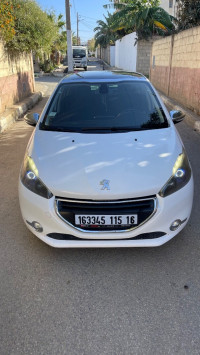 voitures-peugeot-208-2015-allure-khemis-el-khechna-boumerdes-algerie