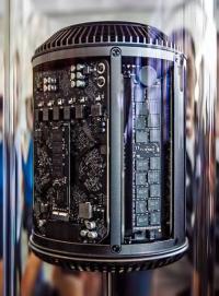 كمبيوتر-مكتبي-mac-pro-61-تيزي-وزو-الجزائر