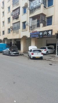 Pièce moteur peugeot citroen vti thp  قطع غيار بيجو سيتروين 