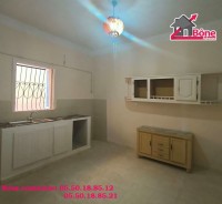 شقة-كراء-طابق-فيلا-4-غرف-عنابة-الجزائر