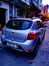 voitures-dacia-sandero-2017-stepway-bensekrane-tlemcen-algerie