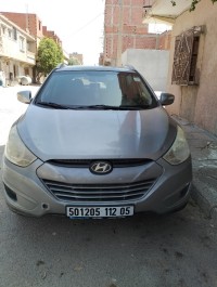 سيارات-hyundai-tucson-2012-فم-الطوب-باتنة-الجزائر