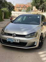 voitures-volkswagen-golf-7-2016-gti-setif-algerie