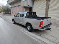 utilitaire-toyota-hilux-2008-batna-algerie