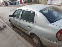 voitures-renault-clio-classique-2000-beni-slimane-medea-algerie