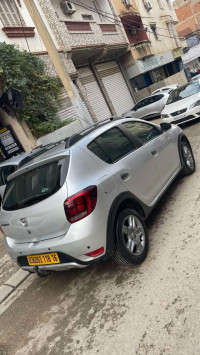 voitures-dacia-sandero-2018-stepway-restylee-ain-naadja-alger-algerie