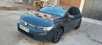 voitures-volkswagen-golf-8-2021-style-ain-benian-alger-algerie