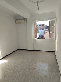 appartement-location-f4-blida-boufarik-algerie