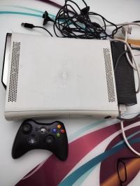 يد-التحكم-و-جهاز-المحاكاة-xbox-360-موزاية-البليدة-الجزائر