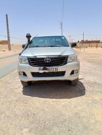 سيارات-toyota-hilux-2012-بن-ناصر-تقرت-الجزائر