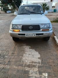 voitures-toyota-fj80-1997-oum-touyour-el-meghaier-algerie