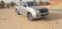 voitures-toyota-hilux-2015-legend-dc-4x4-pack-luxe-ngoussa-ouargla-algerie