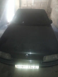 voitures-renault-21-1994-tebessa-algerie