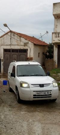 السيارات-النفعية-peugeot-partner-2010-بومرداس-الجزائر