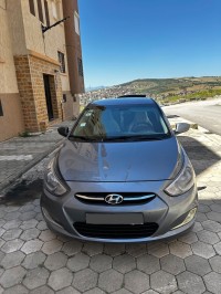 سيارات-hyundai-accent-rb-4-portes-2018-رمضان-جمال-سكيكدة-الجزائر