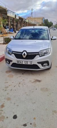 voitures-renault-symbol-2023-extrem-bir-el-ater-tebessa-algerie