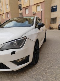 سيارات-seat-ibiza-2012-fr-قالمة-الجزائر