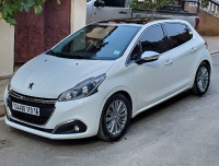 voitures-peugeot-208-2019-allure-facelift-bouira-algerie