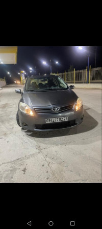 voitures-toyota-auris-2012-dynamique-el-hadjar-annaba-algerie