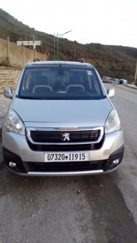 voitures-peugeot-partner-2019-tepee-illoula-oumalou-tizi-ouzou-algerie