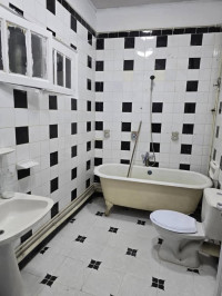 appartement-location-f3-annaba-algerie