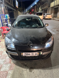 voitures-renault-megane-3-2011-ain-defla-algerie