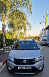 voitures-dacia-sandero-2015-stepway-les-eucalyptus-alger-algerie