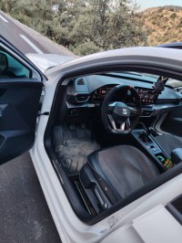 voitures-seat-leon-2022-oued-el-ma-batna-algerie