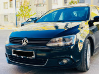 voitures-volkswagen-jetta-2014-batna-algerie