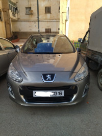 voitures-peugeot-308-2013-les-eucalyptus-alger-algerie