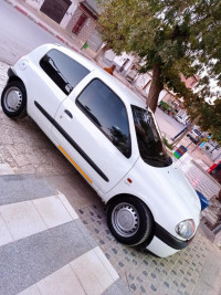 voitures-renault-clio-2-2000-taoura-souk-ahras-algerie