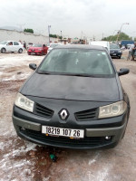 voitures-renault-megane-2-classique-2007-medea-algerie