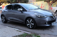 voitures-renault-clio-4-2014-seventeen-bou-ismail-tipaza-algerie