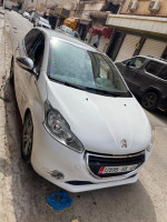 voitures-peugeot-208-2015-allure-relizane-algerie