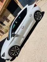 moyenne-berline-seat-leon-2022-fr-relizane-algerie