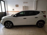 voitures-dacia-sandero-2023-volon-droit-uk-birkhadem-alger-algerie