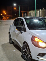 voitures-renault-clio-4-2018-limited-2-collo-skikda-algerie