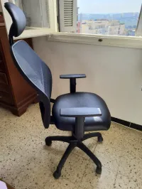 Chaise burautique Q3 produit italien 