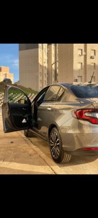 voitures-fiat-tipo-sedan-2023-life-zeralda-alger-algerie