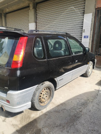 voitures-mitsubishi-space-runner-2000-baraki-alger-algerie