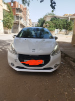 voitures-peugeot-208-2014-allure-el-eulma-setif-algerie