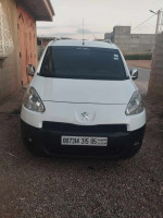 voitures-peugeot-partner-2015-ouenza-tebessa-algerie